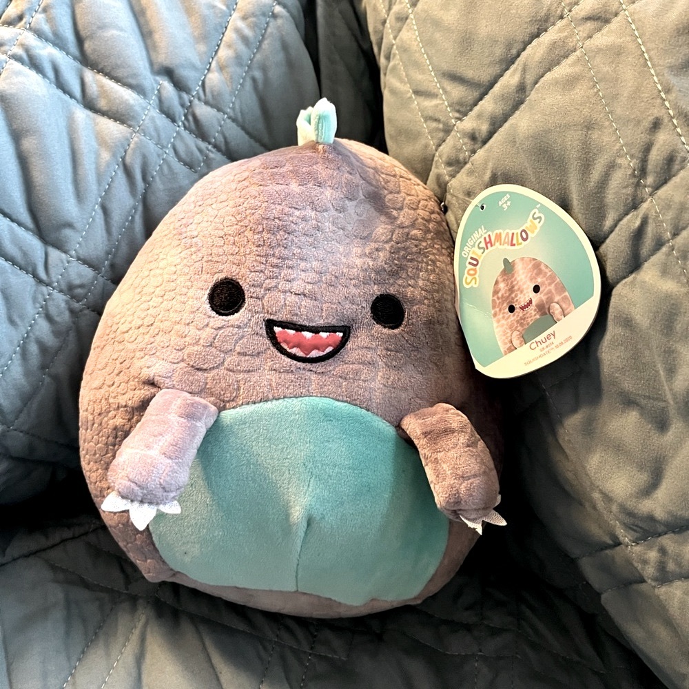 Chuey the 8” Squishmallow